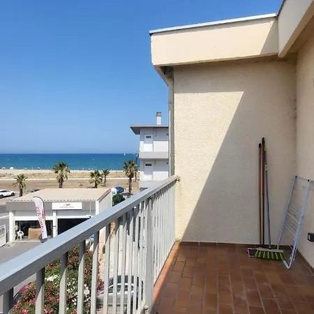 Apartment Vu Mer, Refait A Neuf, Spacieux, Agreable, Reactif *